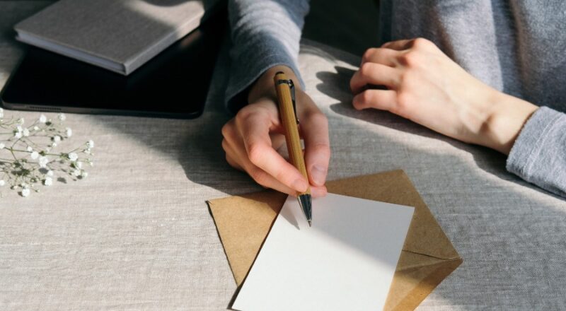 Ko geriau neminėti rašant savo kūrybos gimtadienio sveikinimą?